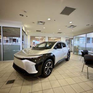 Centennial Jeep Arapahoe: Your Guide to Adventure and Automotive Excellence