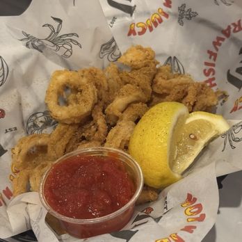 Hot N Juicy Crawfish - Cajun Calamari - Seafood Near Me - Washington, DC, District of Columbia
