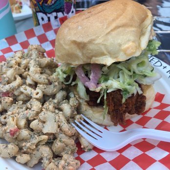 Downlow Chicken Shack - Closer look!! - Chicken Shop Near Me - Vancouver, British Columbia