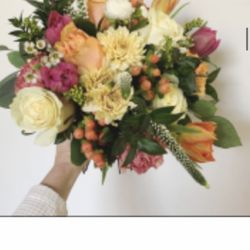Bloom Flowers & Gifts - Arrangement ordered