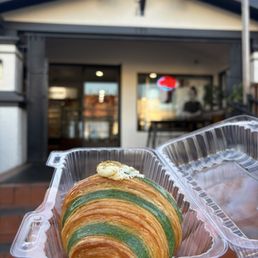 Pistachio Croissant