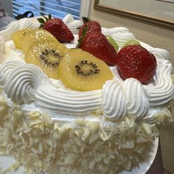 Desir Bakery - Vanilla cake with fruit cocktail filling.