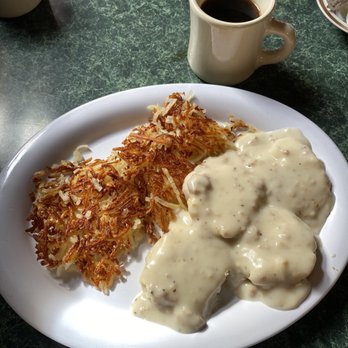 Billy's - The biscuits and gravy are a great way to start the day! - American Near Me - Aberdeen, Washington