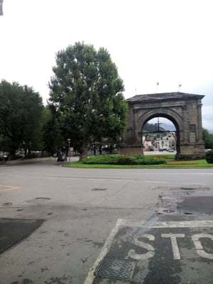 Arco di Augusto by null