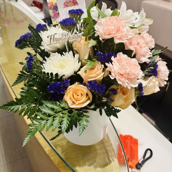 Lola's Flower Boutique - The flowers delivered - Floral Designers Near Me - Miami, Florida Lola's Flower Boutique - The flowers delivered - Floral Designers Near Me - Miami, Florida
