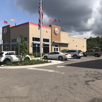 Burger King - Front - Burgers Near Me - Tarpon Springs, Florida