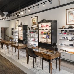 InVision Distinctive Eyewear - InVision St. Paul carries hundreds of styles of designer frames from the world's top independent eyewear designers.