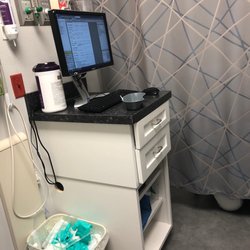 Lone Star Endoscopy Center - Procedure Room.