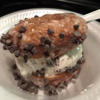 CREAM - Glazed do'sant, cookies n cream ice cream, and mini chocolate chip topping. - Desserts Near Me - Concord, California CREAM - Glazed do'sant, cookies n cream ice cream, and mini chocolate chip topping. - Desserts Near Me - Concord, California