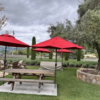 Napa Cellars - Wineries Near Me - Oakville, California