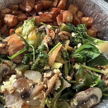Simply Green Cafe - Tofu scramble with potatoes - Vegan Near Me - Ramsey, New Jersey
