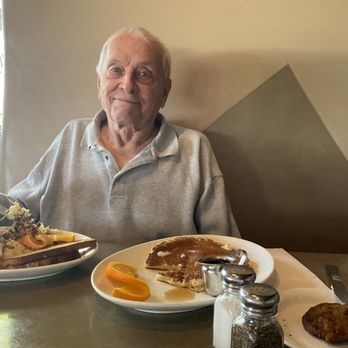 Waypoint Cafe - Yummmmmm! - American Near Me - Camarillo, California Waypoint Cafe - Yummmmmm! - American Near Me - Camarillo, California