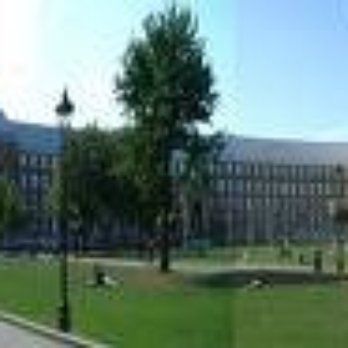 College Green - Parks Near Me - Bristol, BST College Green - Parks Near Me - Bristol, BST