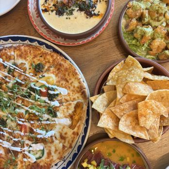 Arriba Abajo - Spread - Mexican Near Me - Austin, Texas