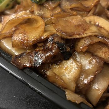 Thai Towne Eatery - Burned noodles - Thai Near Me - Orange, California