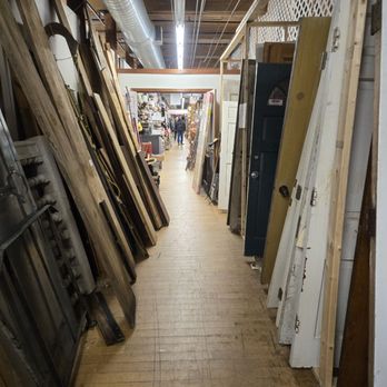 Canal Street Antique Mall - Antiques Near Me - Lawrence, Massachusetts
