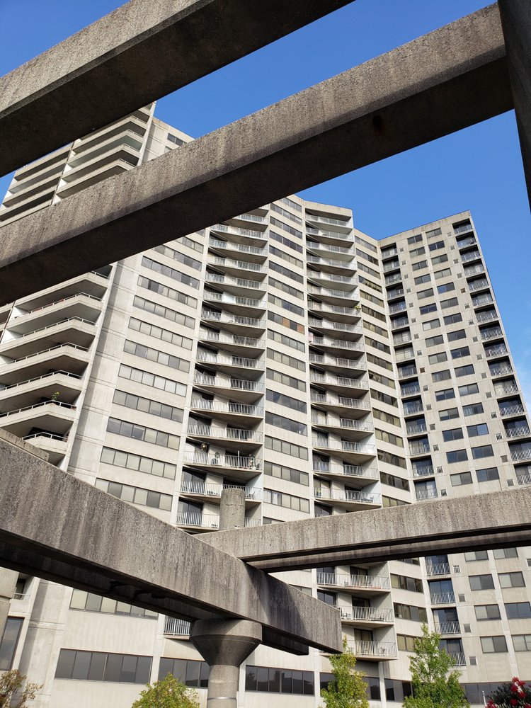 ONE LYTLE PLACE APARTMENTS 53 Photos & 21 Reviews 621 E Mehring Way