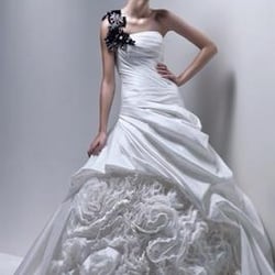 Enzoani Freida
