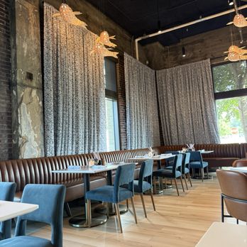 Briza Restaurant - Sushi Bars Near Me - Memphis, Tennessee Briza Restaurant - Sushi Bars Near Me - Memphis, Tennessee