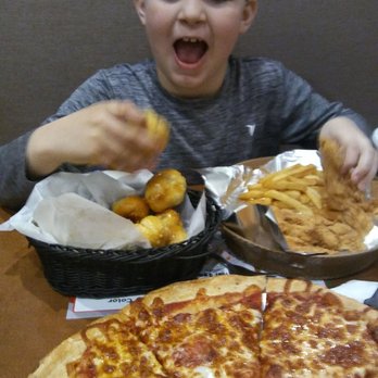 Joey's Italian Grille - My grandson didn't know where to begin...but quickly devoured all the fresh hot food!! - Italian Near Me - Madison, Ohio