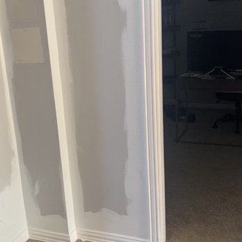 Lone Star Painters - Messy job cutting into the walls - Painters Near Me Lone Star Painters - Messy job cutting into the walls - Painters Near Me