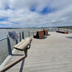 Dumbarton Bridge Vista Point and Trail - Pier along the trail