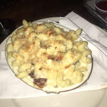 Berry Park - Bacon mac - New American Near Me - Brooklyn, New York Berry Park - Bacon mac - New American Near Me - Brooklyn, New York