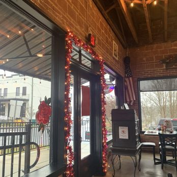 The Camellia Cafe - Inside - Breakfast & Brunch Near Me - Dadeville, Alabama The Camellia Cafe - Inside - Breakfast & Brunch Near Me - Dadeville, Alabama