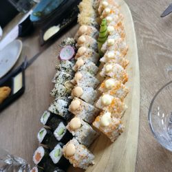 Mojo - Verschillende soorten sushi