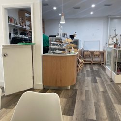 Pure Organics Cafe - Cafe
