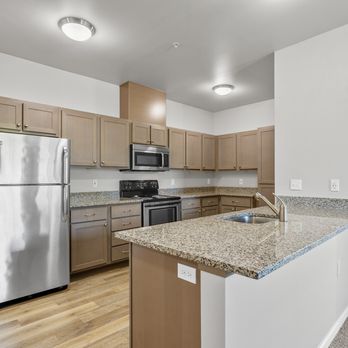 The Fairway Apartments - Apartments Near Me - Salem, Oregon The Fairway Apartments - Apartments Near Me - Salem, Oregon