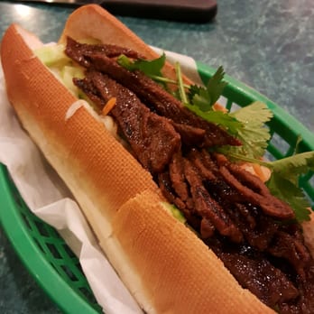 Pho Que Huong - A $3.50 foot long Bahn sandwich! STEAK!!!!! - Vietnamese Near Me - Plano, Texas