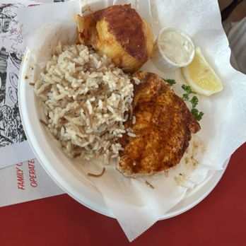 The Crab Cooker - The only thing that was good was the fish. - Seafood Near Me - Newport Beach, California