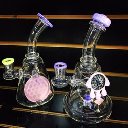 Rootz Smoke Shop