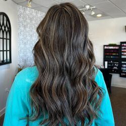 Salon Cora - Beautiful Custom Color