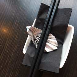 Don 2 Japanese Cafe - Chopsticks & origami