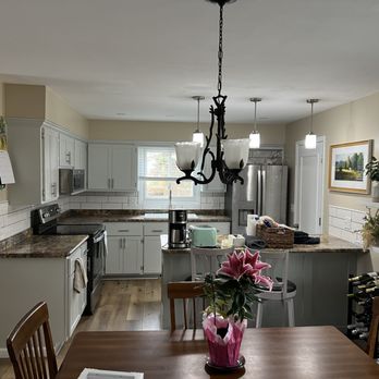 Refresh Painting & Remodeling - Tile backsplash - Painters Near Me Refresh Painting & Remodeling - Tile backsplash - Painters Near Me