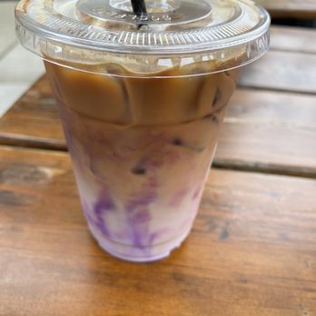 Kasama - Iced ube latte - Filipino Near Me - Chicago, Illinois