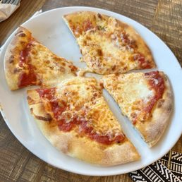 TRADITIONAL CHEESE PIZZA (happy hour menu) TRADITIONAL CHEESE PIZZA (happy hour menu)