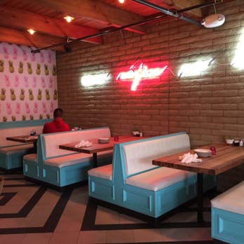 Diego Pops - Inside - Cocktail Bars Near Me - Scottsdale, Arizona