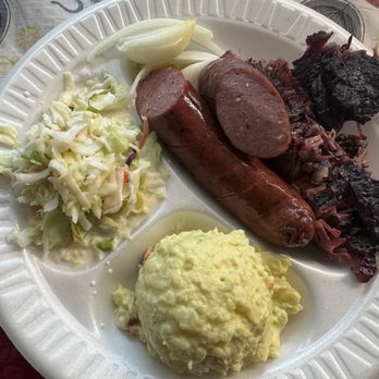 Bennie J's Smoke Pit - Two meat plate. - Barbeque Near Me - Huntsville, Texas Bennie J's Smoke Pit - Two meat plate. - Barbeque Near Me - Huntsville, Texas
