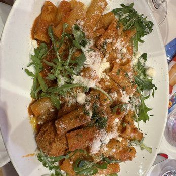 Sergio's Restaurant - Rigatoni with Meatballs - Italian Near Me - London, XGL