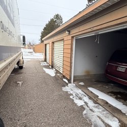 Lowe's Home Improvement - Completely trapped in my garage. WTF ....