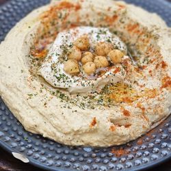 Mazal - Hummus