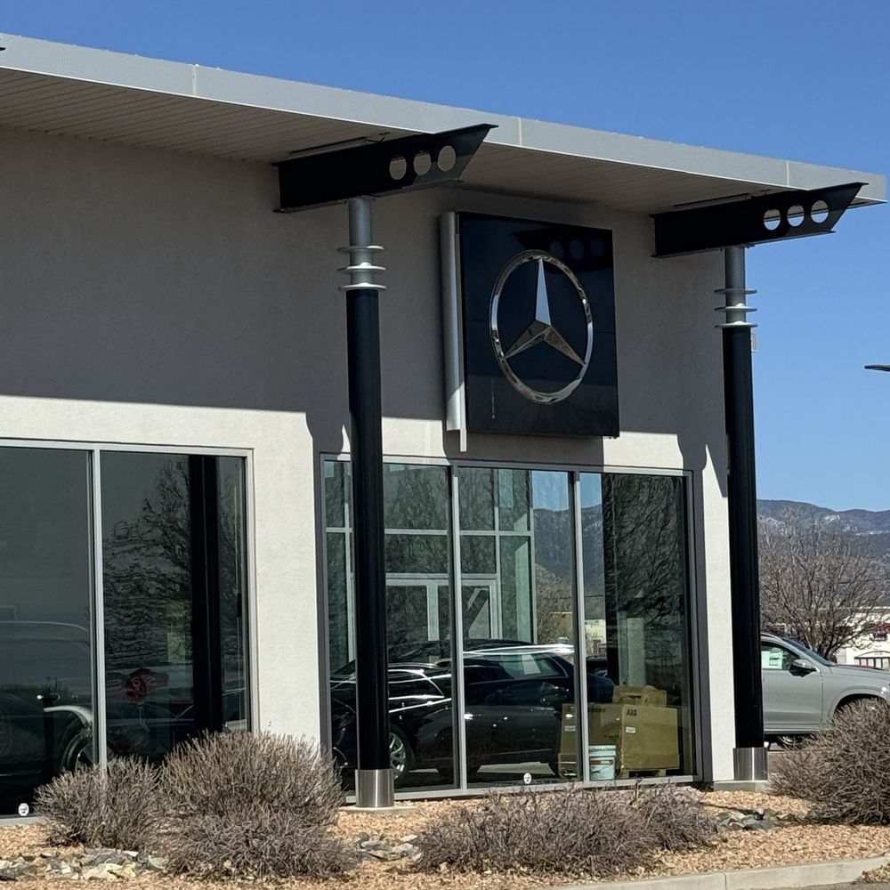 MERCEDES BENZ OF SANTA FE Updated October 2024 21 Photos & 35