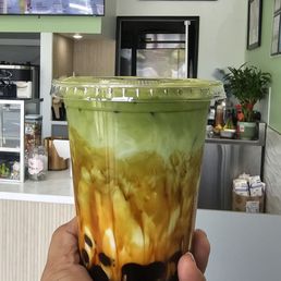 Matcha brown milk tea Matcha brown milk tea