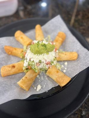 TAQUERIA EL TENAMPA by null