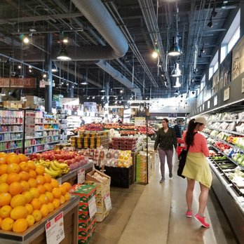 H Mart - Chicago - My photos are like oranges and bananas - International Grocery Near Me - Chicago, Illinois H Mart - Chicago - My photos are like oranges and bananas - International Grocery Near Me - Chicago, Illinois