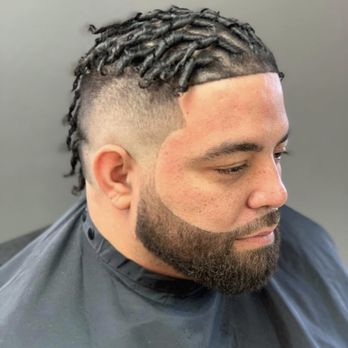 Ish'z Barbering Plus - Barbers Near Me - Beloit, Wisconsin Ish'z Barbering Plus - Barbers Near Me - Beloit, Wisconsin