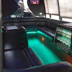 North Tahoe Limo - LIMOBUS